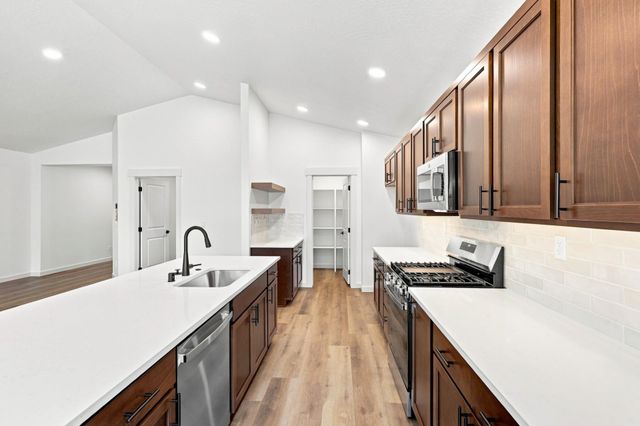 5357 N Ainsworth Ln, Spokane, WA 99217