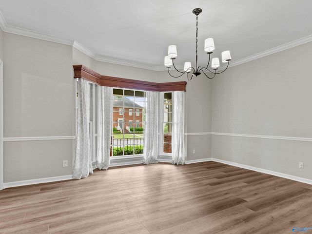 2407 Huntington Lane SE, Decatur, AL 35601