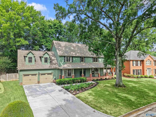 2407 Huntington Lane SE, Decatur, AL 35601