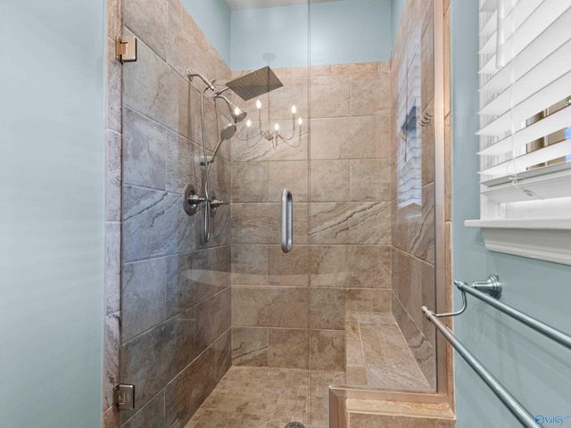 2407 Huntington Lane SE, Decatur, AL 35601