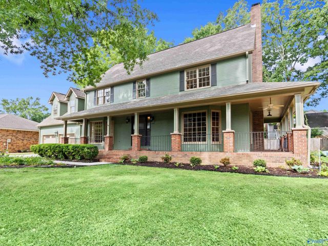 2407 Huntington Lane SE, Decatur, AL 35601