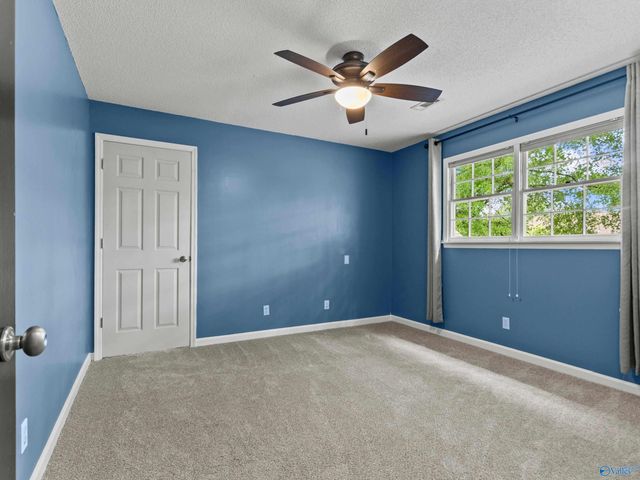 2407 Huntington Lane SE, Decatur, AL 35601