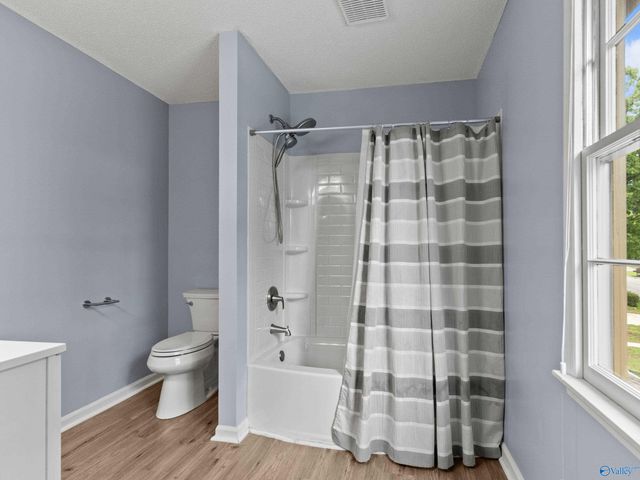 2407 Huntington Lane SE, Decatur, AL 35601