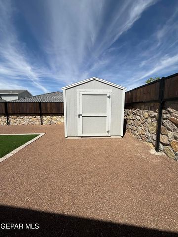 2233 Sandstone Place, El Paso, TX 79911