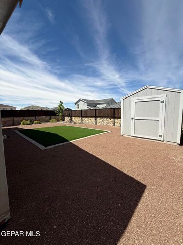 2233 Sandstone Place, El Paso, TX 79911