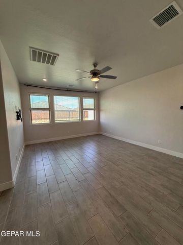 2233 Sandstone Place, El Paso, TX 79911