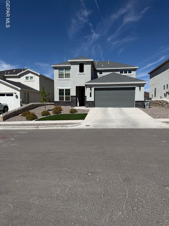 2233 Sandstone Place, El Paso, TX 79911