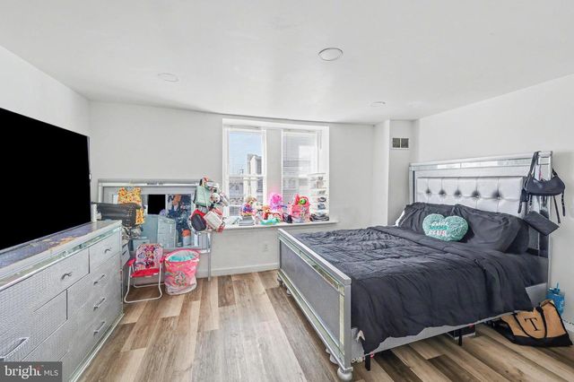 2137 PENN ST, Harrisburg, PA 17110