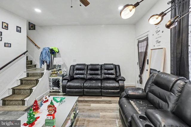 2137 PENN ST, Harrisburg, PA 17110