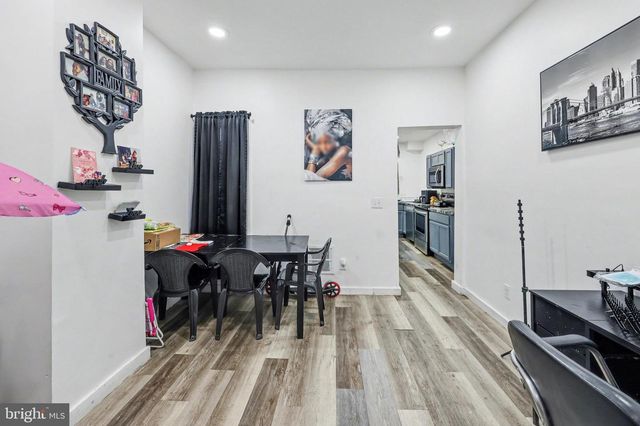 2137 PENN ST, Harrisburg, PA 17110