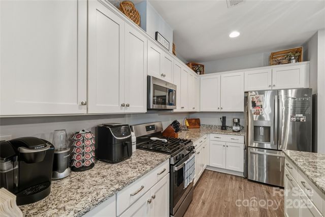 6297 Raven Rock Drive, Denver, NC 28037