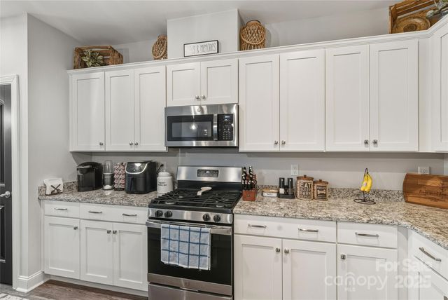 6297 Raven Rock Drive, Denver, NC 28037