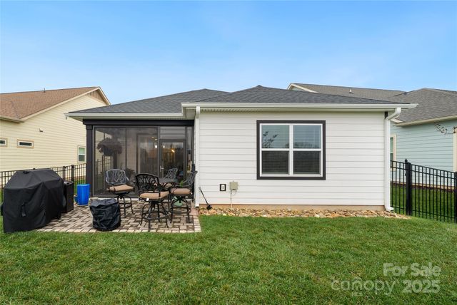 6297 Raven Rock Drive, Denver, NC 28037