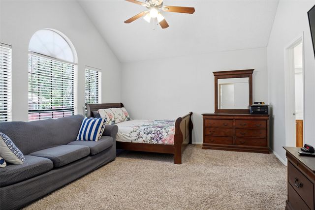 7004 Bentley Avenue, Fort Worth, TX 76137