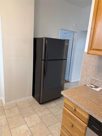 1831 25th Road 2nd Floor, Astoria, NY 11102