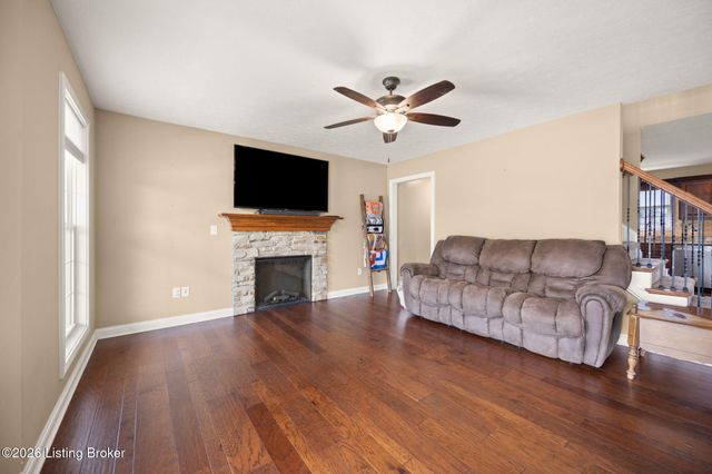 213 Butterfield Dr, Elizabethtown, KY 42701