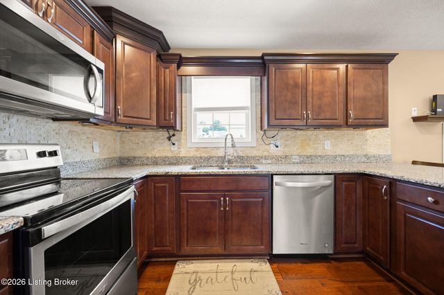 213 Butterfield Dr, Elizabethtown, KY 42701