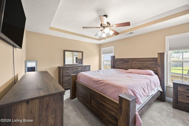 213 Butterfield Dr, Elizabethtown, KY 42701