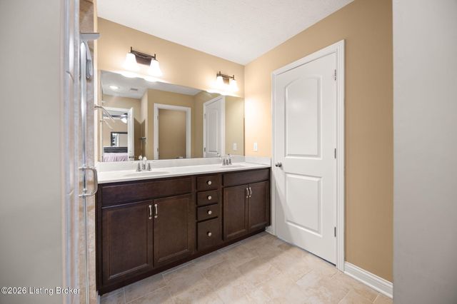 213 Butterfield Dr, Elizabethtown, KY 42701