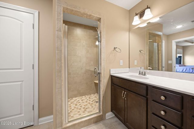 213 Butterfield Dr, Elizabethtown, KY 42701