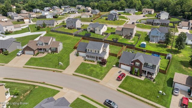 213 Butterfield Dr, Elizabethtown, KY 42701