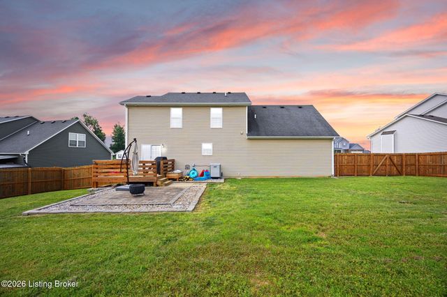 213 Butterfield Dr, Elizabethtown, KY 42701