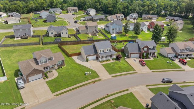 213 Butterfield Dr, Elizabethtown, KY 42701