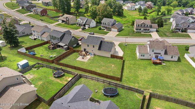 213 Butterfield Dr, Elizabethtown, KY 42701
