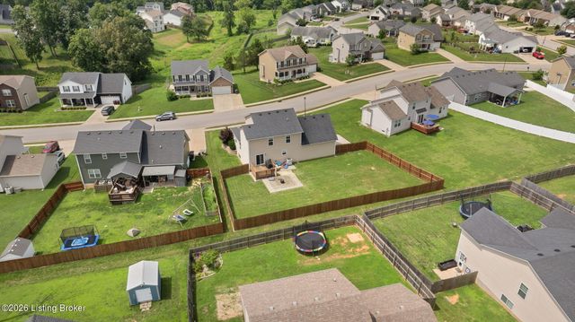 213 Butterfield Dr, Elizabethtown, KY 42701