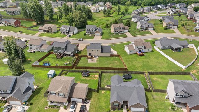 213 Butterfield Dr, Elizabethtown, KY 42701