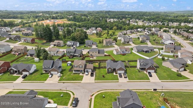 213 Butterfield Dr, Elizabethtown, KY 42701