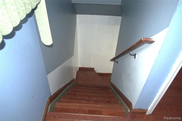 8452 Doncaster Drive, Sterling Heights, MI 48312