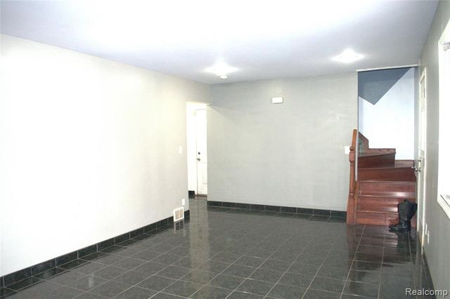 8452 Doncaster Drive, Sterling Heights, MI 48312