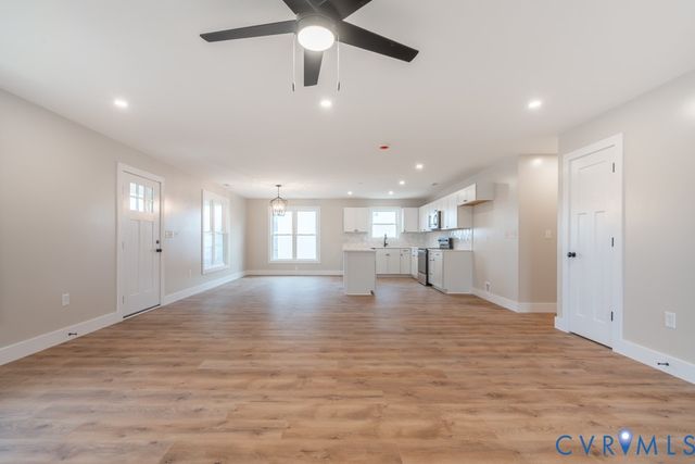 121 Pine Haven St, Keysville, VA 23947