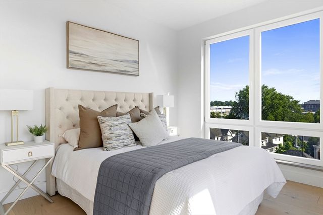 66 Mcgrath 305, Quincy, MA 02169