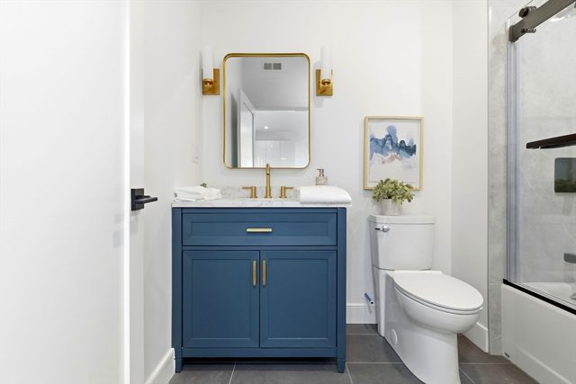 66 Mcgrath 305, Quincy, MA 02169