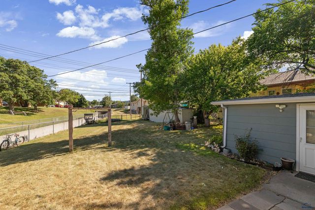 806 MAIN ST, Sturgis, SD 57785