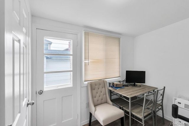 41 Jerome Avenue, Mineola, NY 11501