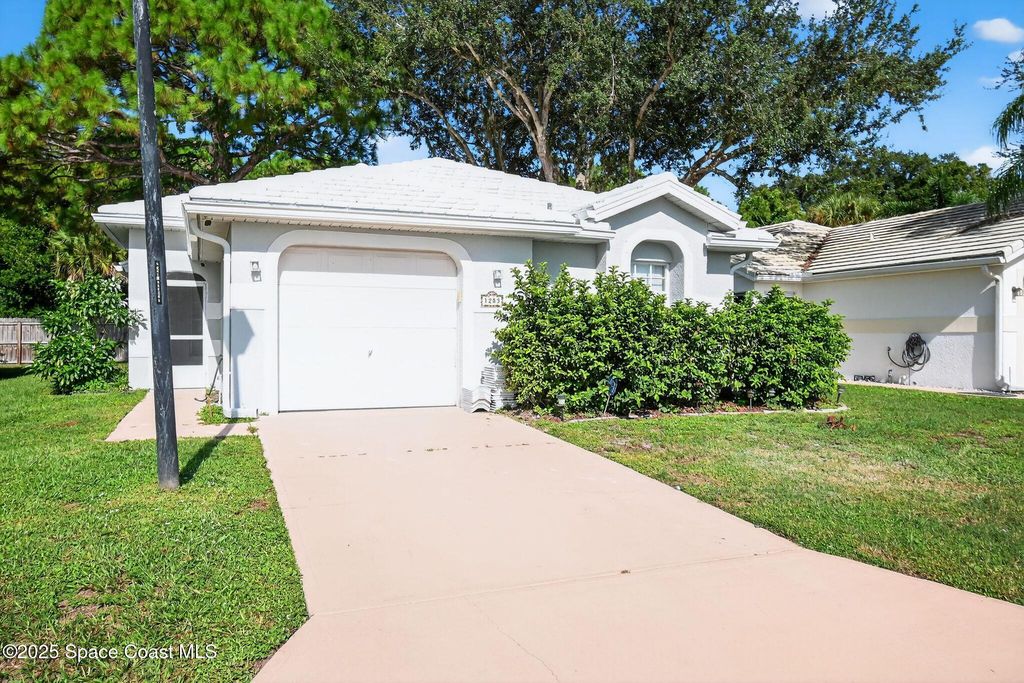 1283 Goldenrod Circle NE, Palm Bay, FL 32905