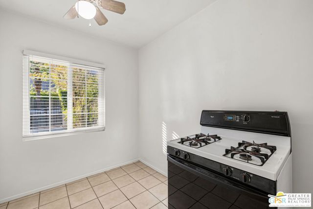 1674 S Via Salida 1, Palm Springs, CA 92264