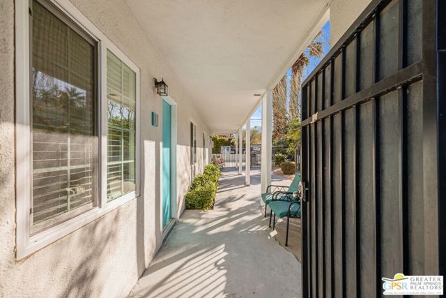 1674 S Via Salida 1, Palm Springs, CA 92264