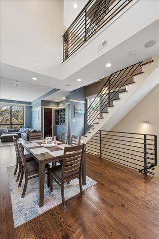 1622 W Julian Street 2, Chicago, IL 60622
