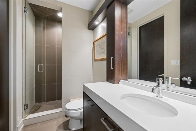 1622 W Julian Street 2, Chicago, IL 60622