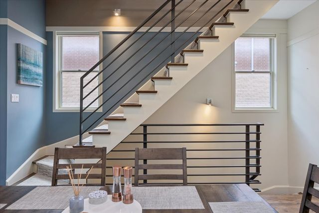 1622 W Julian Street 2, Chicago, IL 60622