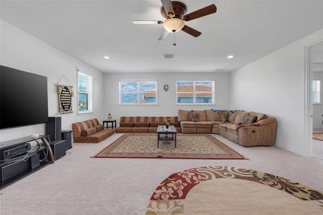 8148 CLEOBURY DRIVE, Orlando, FL 32832