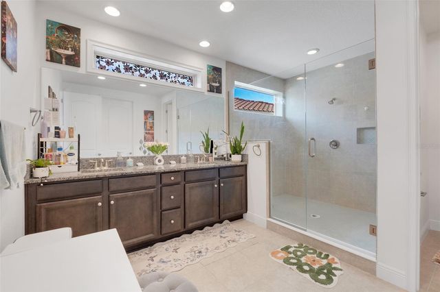 8148 CLEOBURY DRIVE, Orlando, FL 32832