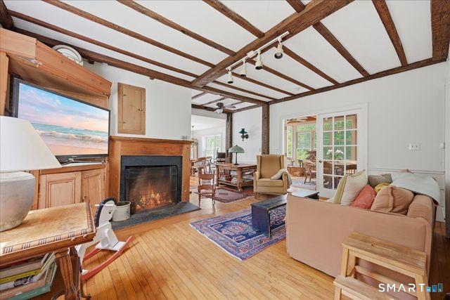 8 Meeting House Road, Haddam, CT 06438