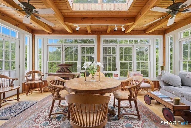 8 Meeting House Road, Haddam, CT 06438