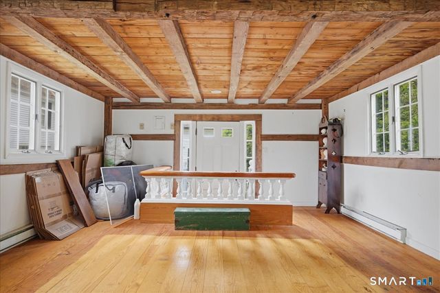 8 Meeting House Road, Haddam, CT 06438