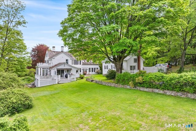 8 Meeting House Road, Haddam, CT 06438